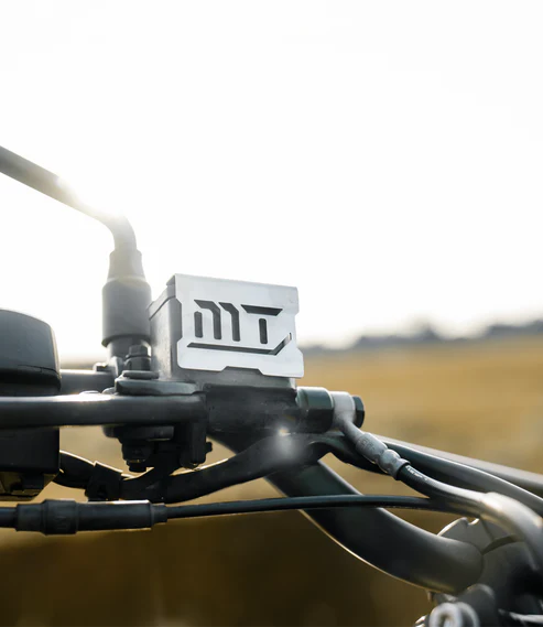 MOTO TORQUE YEZDI SCRAMBLER - Front Disk Oil Guard (SS) - Image 3