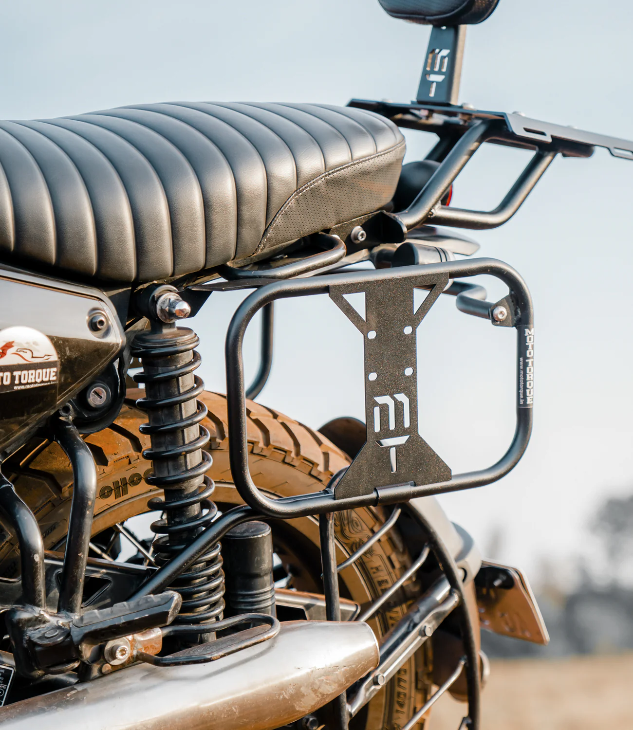 MOTO TORQUE YEZDI SCRAMBLER - SADDLE STAY - Image 3