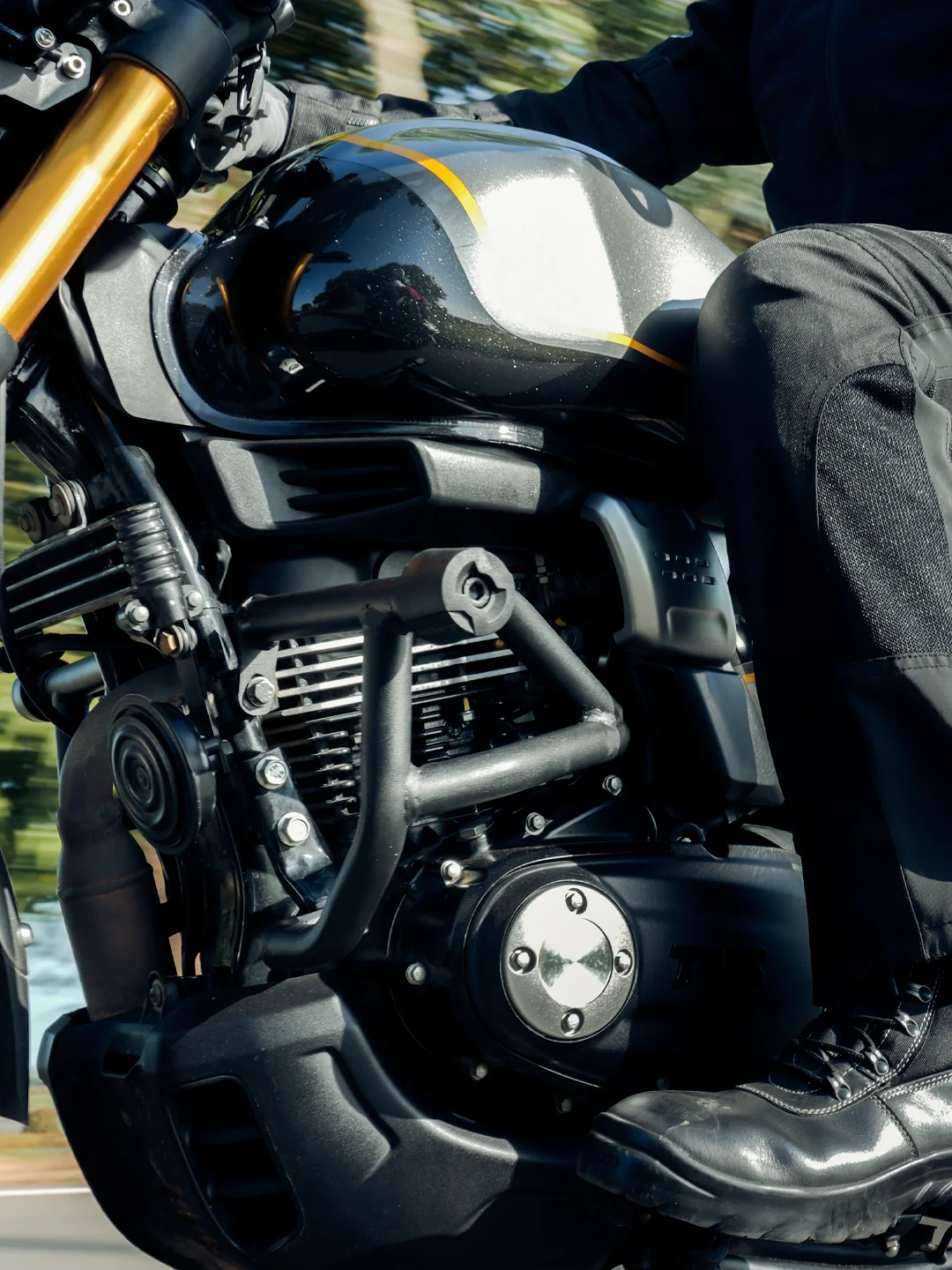 Jb Racing TVS Ronin Crashguard With Mat Slider - Image 2