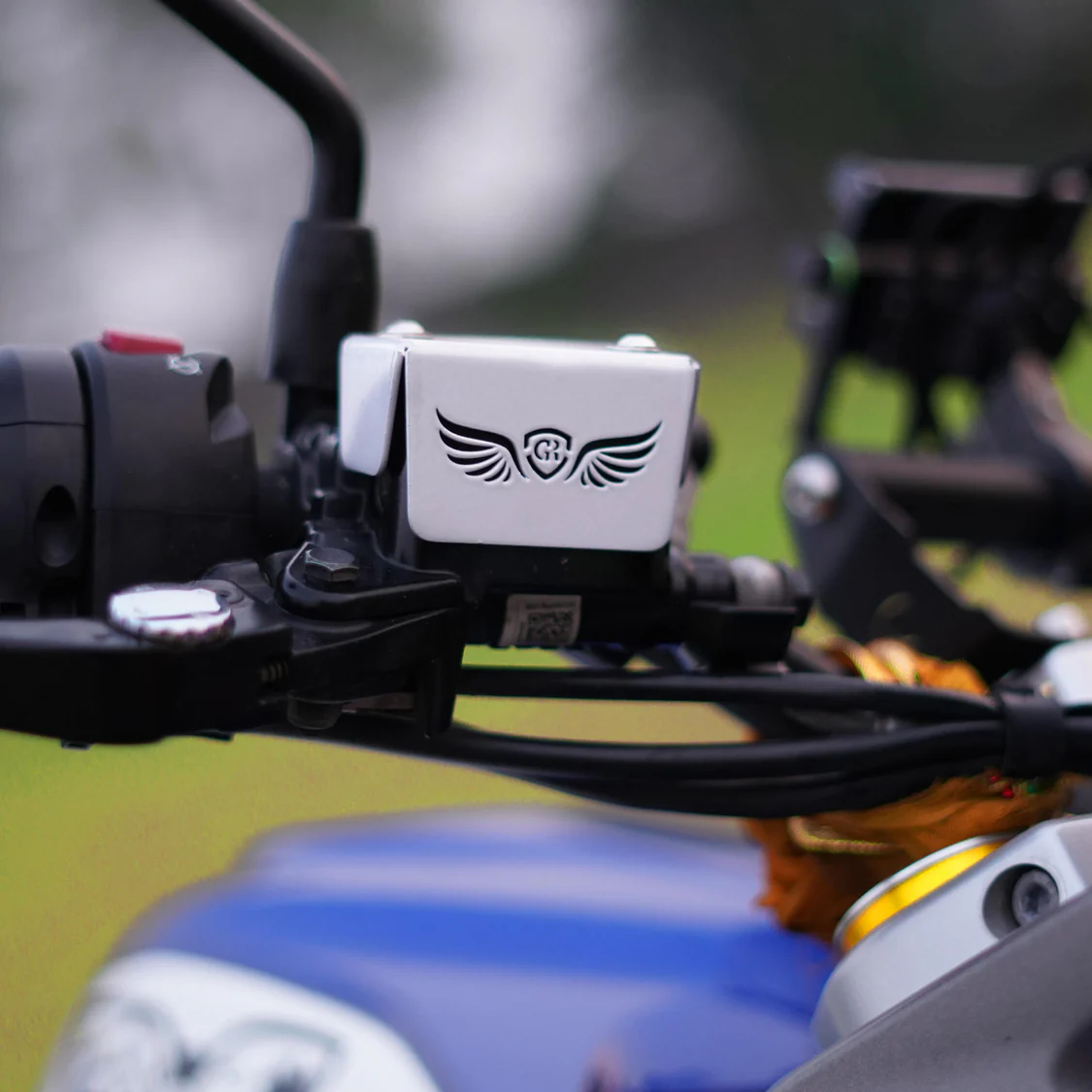 GRAND PITSTOP FRONT FLUID RESERVOIR COVER - Silver for BMW- G 310 GS - Image 2