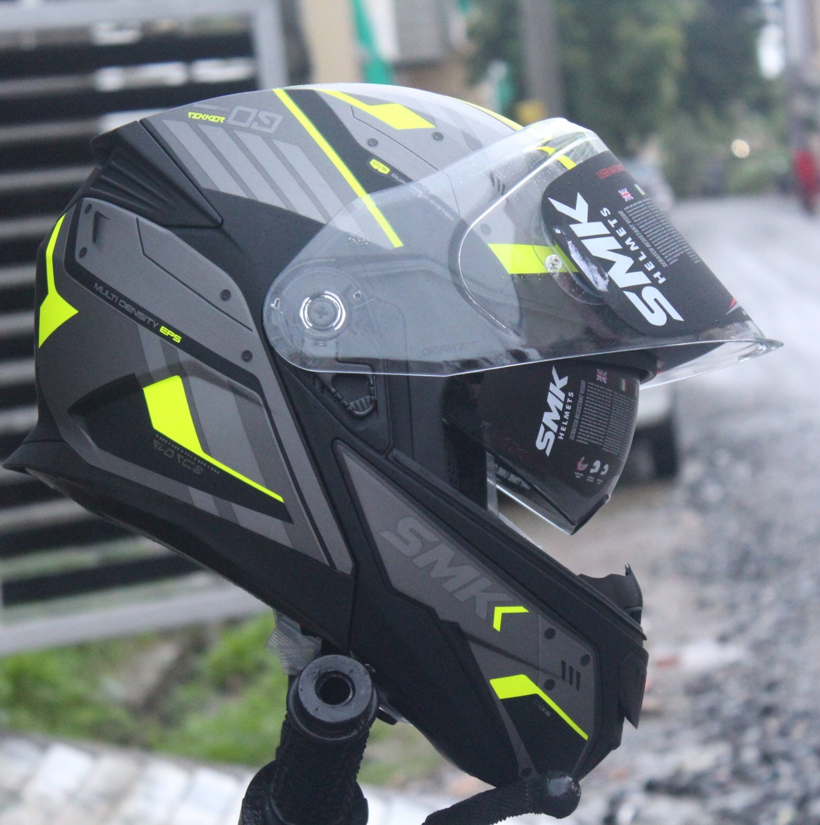 SMK GULLWING TEKKER MA264 FLIP UP MODULAR HELMET - Image 3