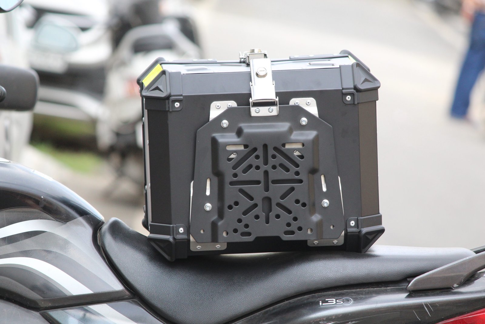 TOP BOX 45L with backrest - Image 20