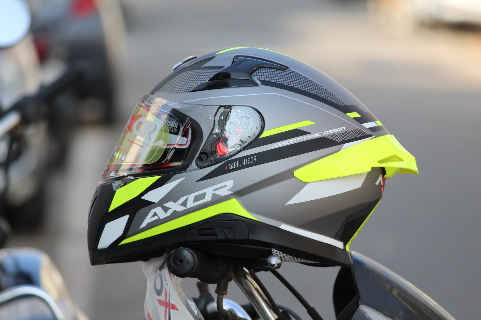 AXOR APEX TURBINE DULL GREY NEON YELLOW FULL FACE HELMET FOR MAN AND WOMAN - Image 2