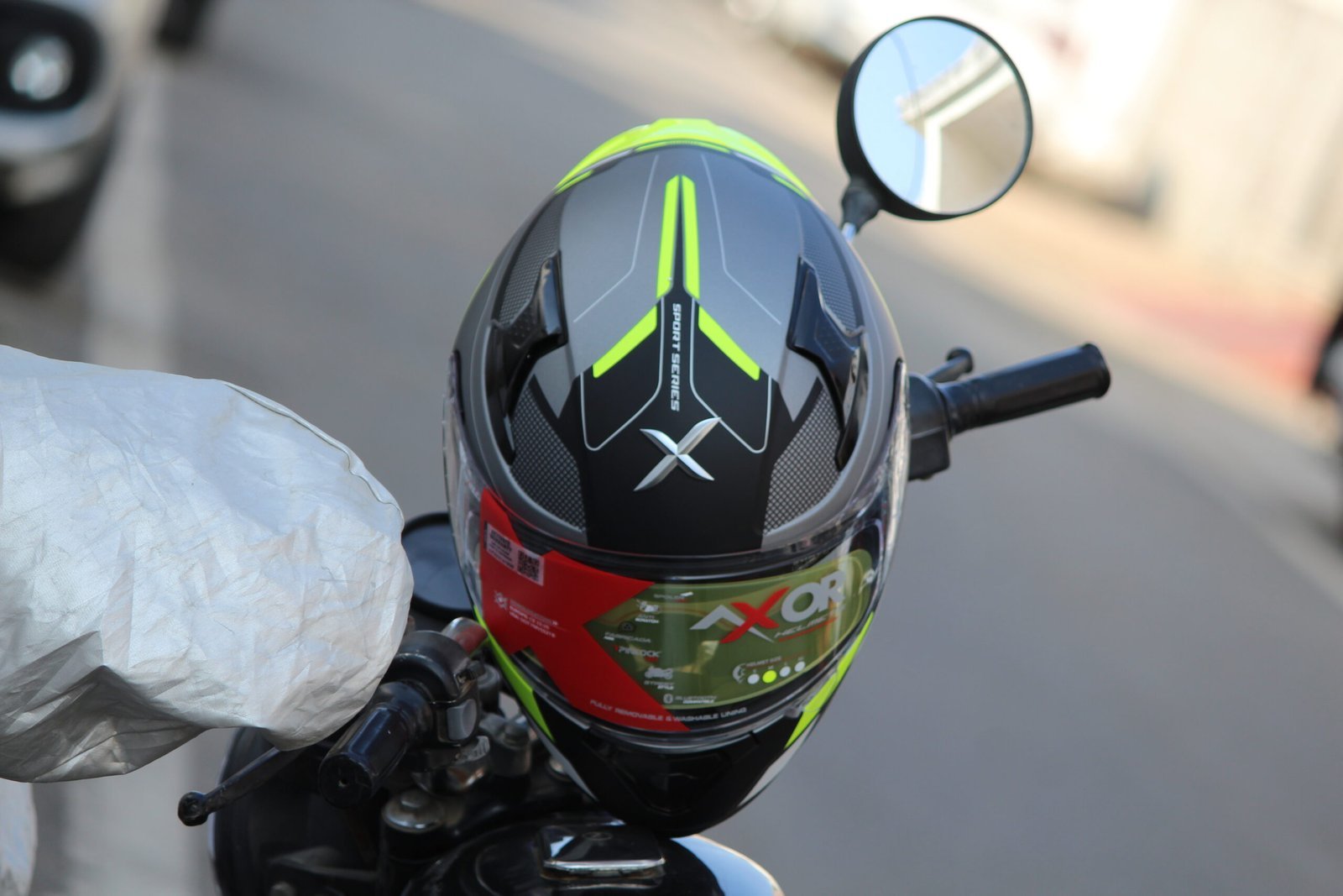 AXOR APEX TURBINE DULL GREY NEON YELLOW FULL FACE HELMET FOR MAN AND WOMAN - Image 7