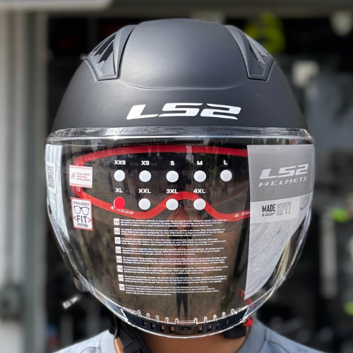 LS2 OF600 Copter Matt Black Helmet - Image 10