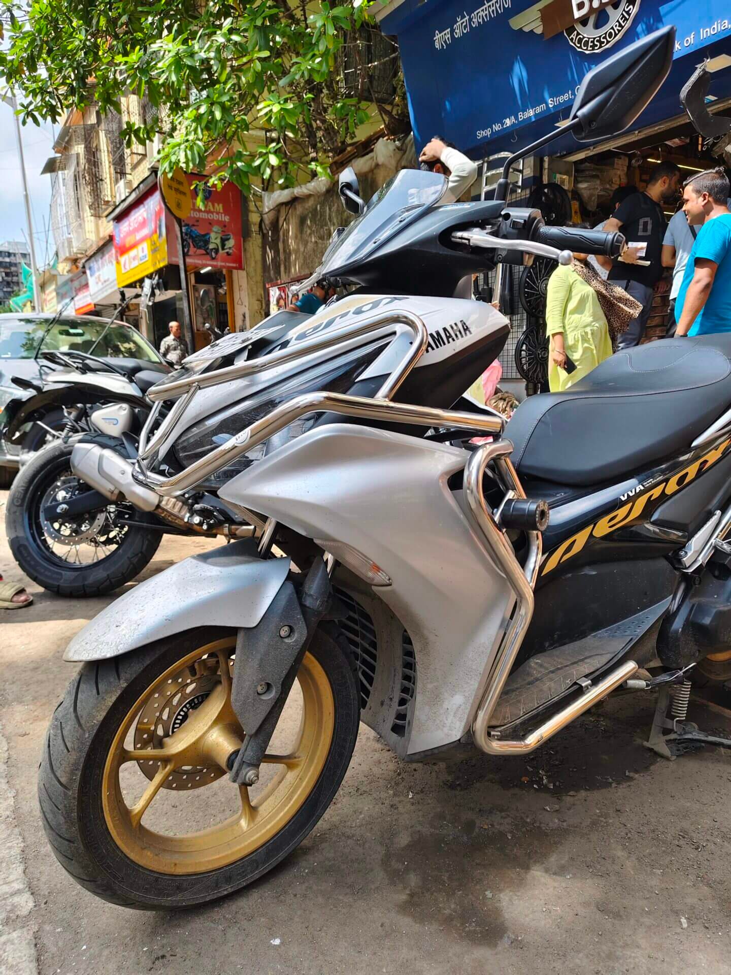 BS Auto Yamaha Aerox 155 stainless steel crash guard with sliders and pillion footrest chrome finish