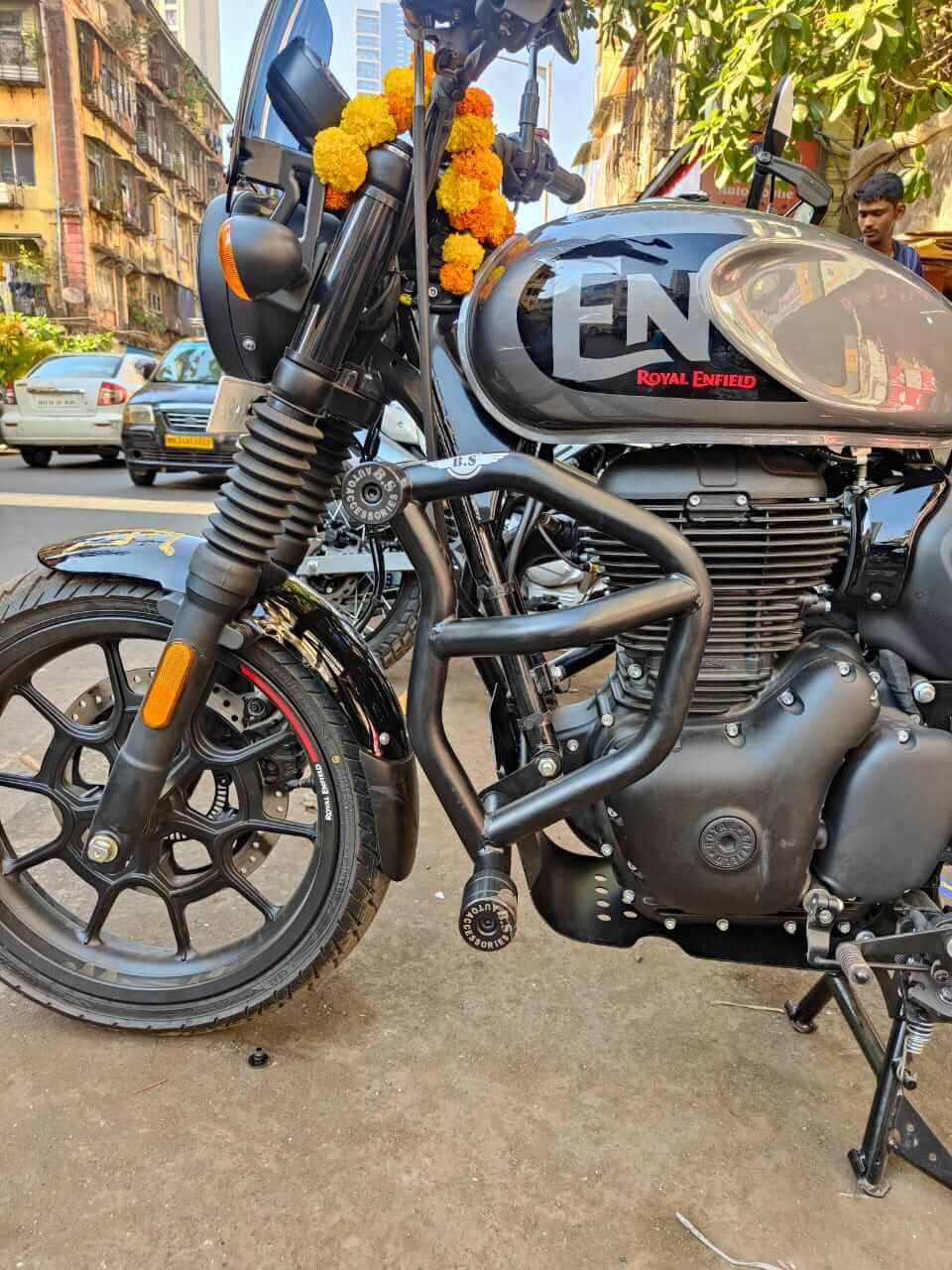 BS Auto Hunter 350 crash guard bull design black stainless steel rust free