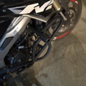 HYPERRIDER crash guard installed on Bajaj Pulsar NS400Z bike